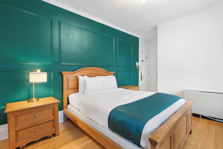 Room 26 of 115
