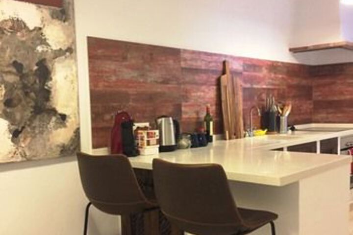 Room 15 of 28