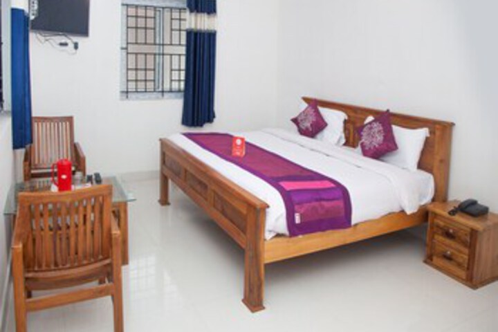 Room 17 of 24