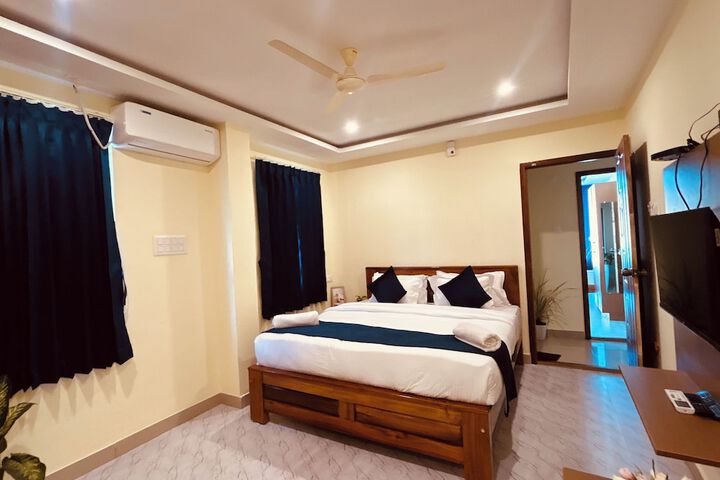 Room 10 of 24