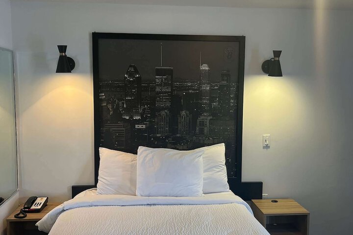 1 Double Bed (3 of 5)