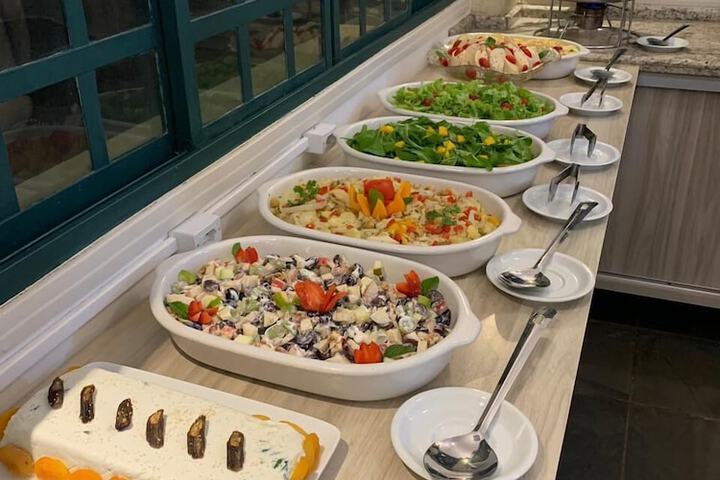 Dining 47 of 70