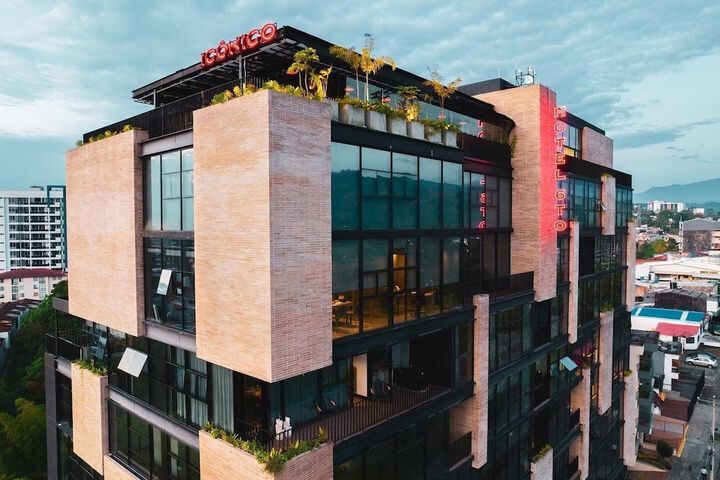 Hotel Sexto by Icono