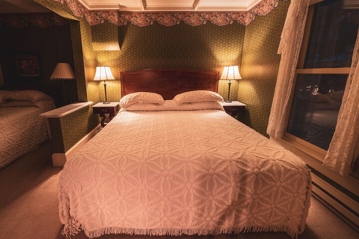 Hotel Interior 22 of 24