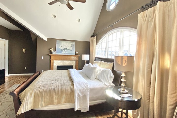 Room 12 of 90
