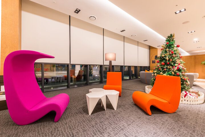 Hotel Lobby