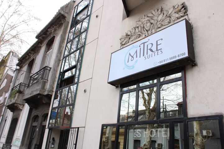 Mitre Suites Hotel