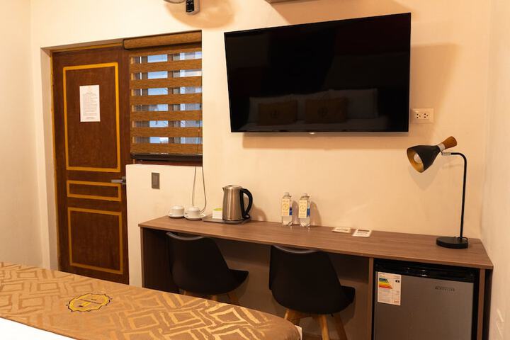 Room 18 of 81