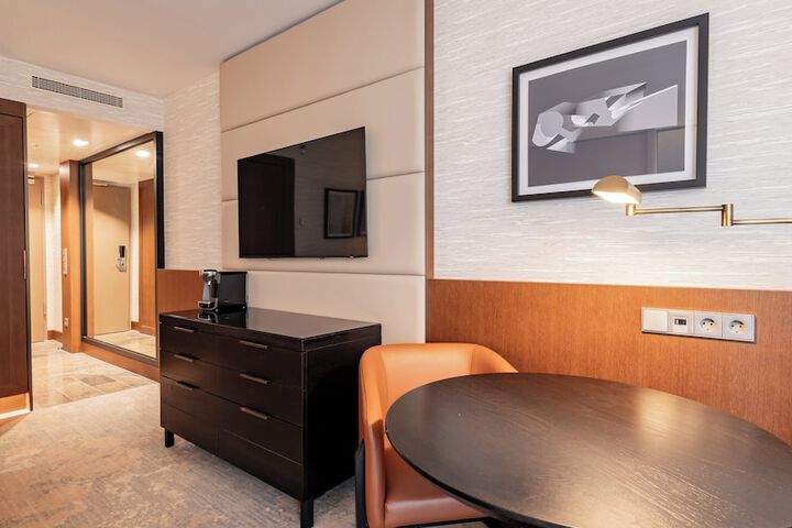Room 134 of 457