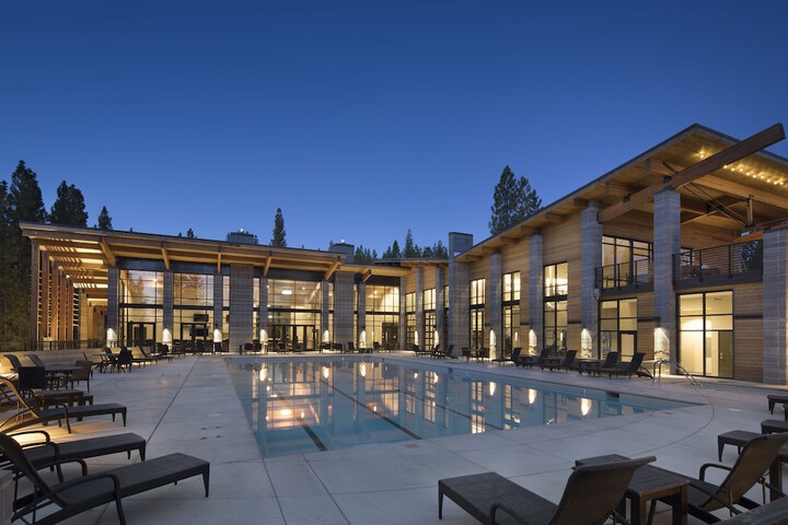 Pool 12 of 38