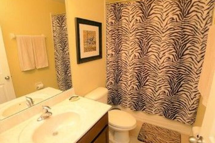 Room 3 of 35