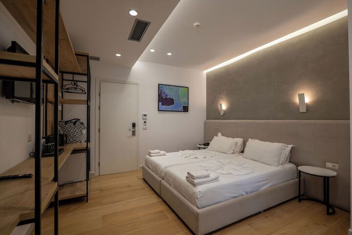Room 11 of 91
