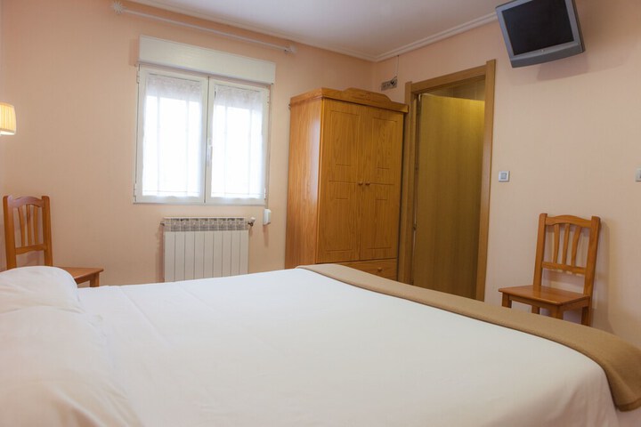 Room 15 of 85