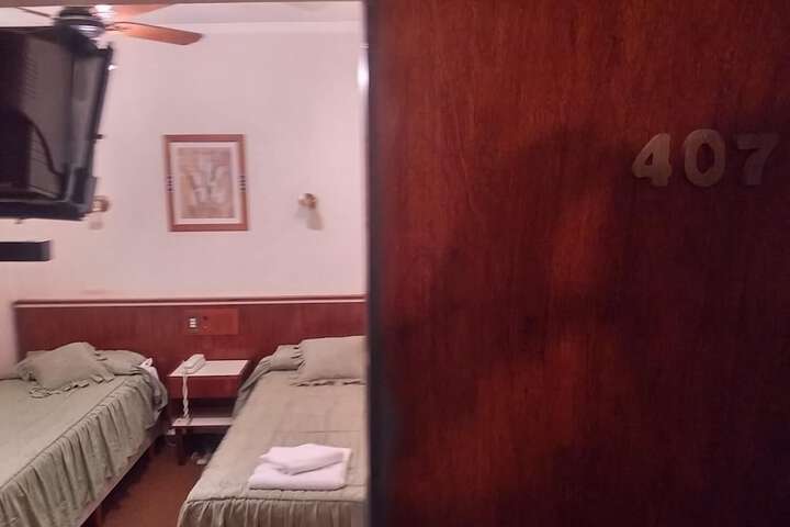 Room 20 of 39