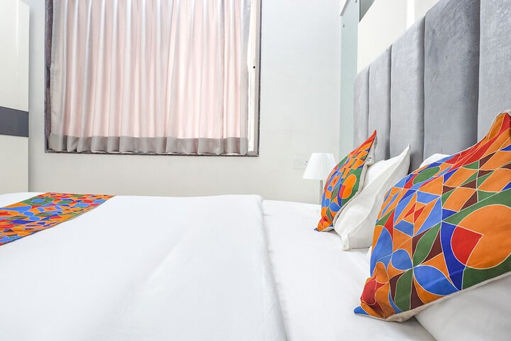 Room 28 of 39