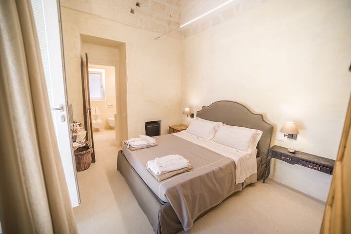 Room 46 of 54