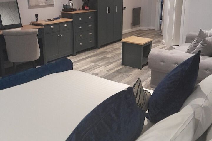 Room 14 of 21