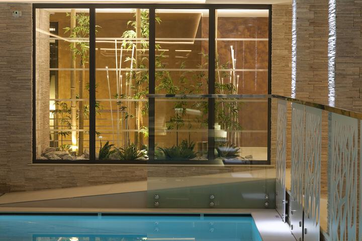 Pool 28 of 54