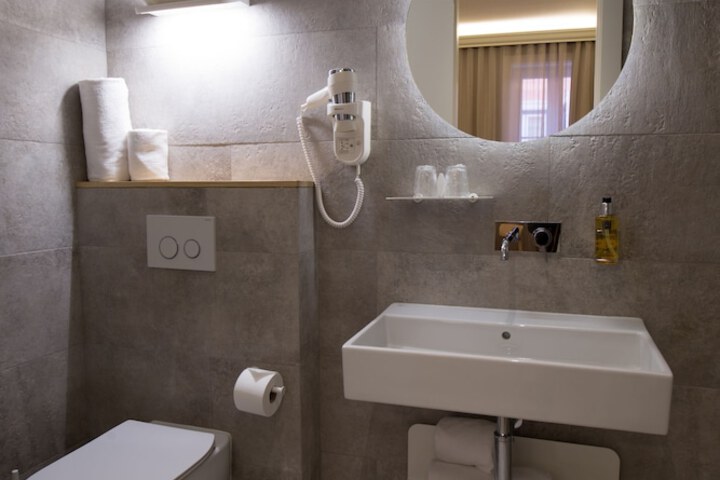 Bathroom Interior Photo