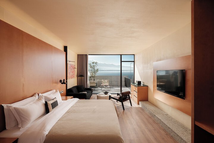 Room 71 of 169
