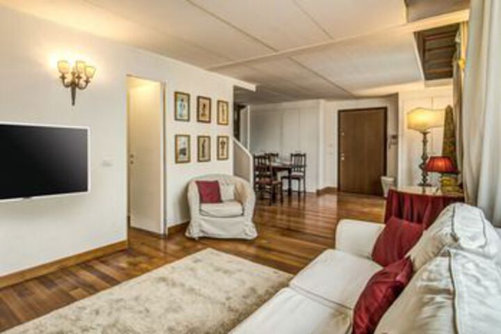 Room 35 of 42