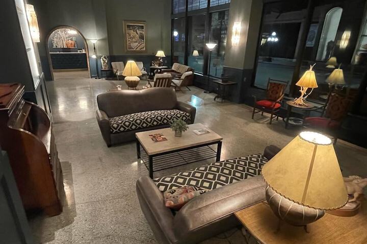 Hotel Interior 5 of 38