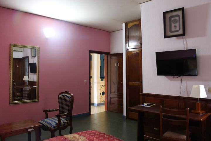 Room 29 of 56
