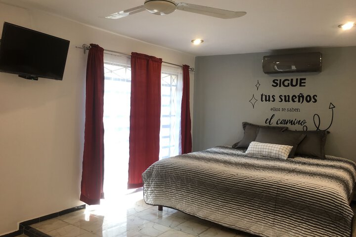 Room 2 of 34