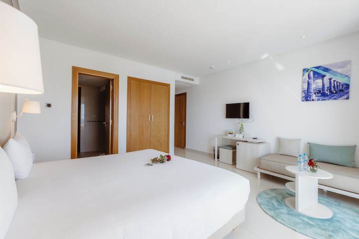 Room 41 of 147