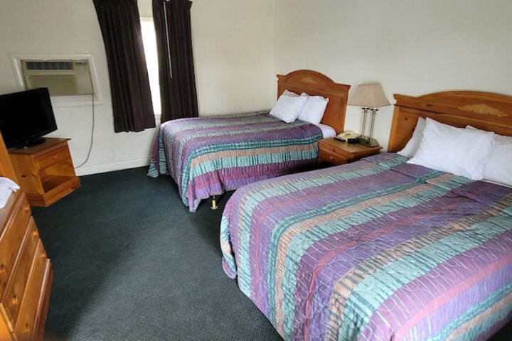 Room 5 of 14
