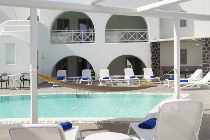 Pool 191 of 230