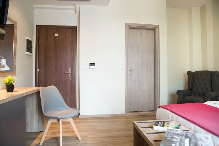 Room 43 of 111