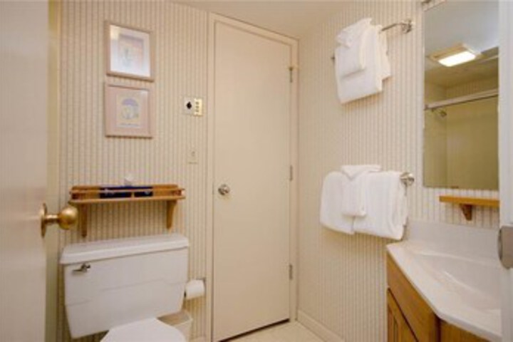 Room 127 of 144