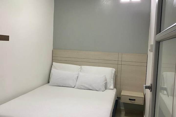 Room 3 of 23