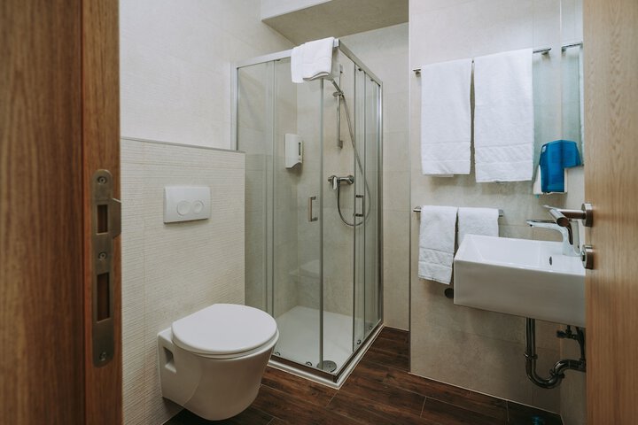Room 92 of 127