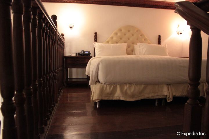 Room 26 of 131