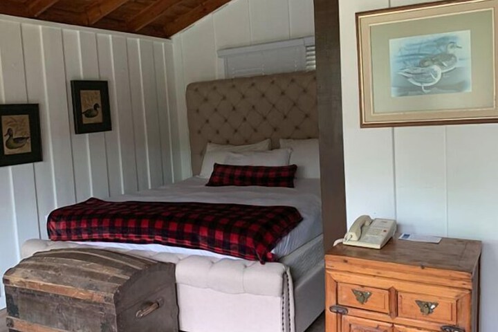 Room 10 of 48