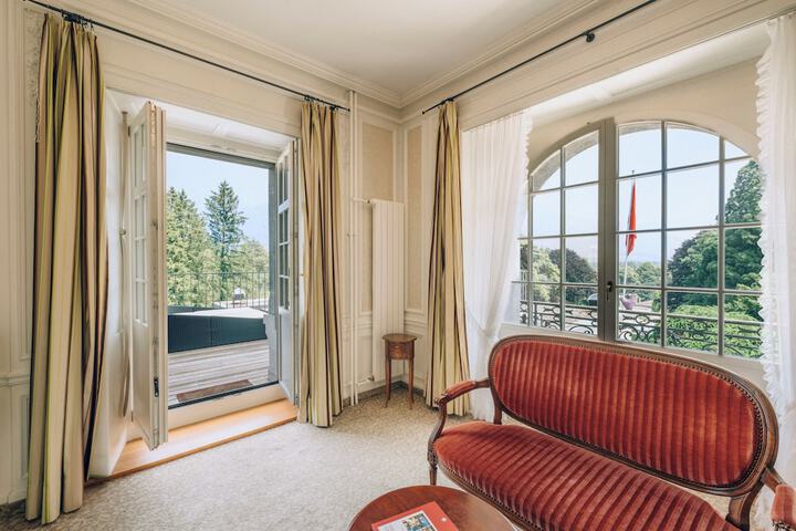 Room 42 of 108