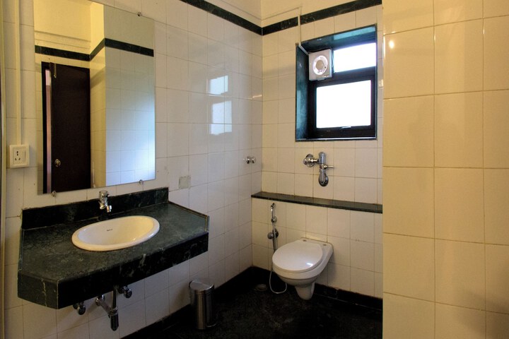 Room 14 of 29