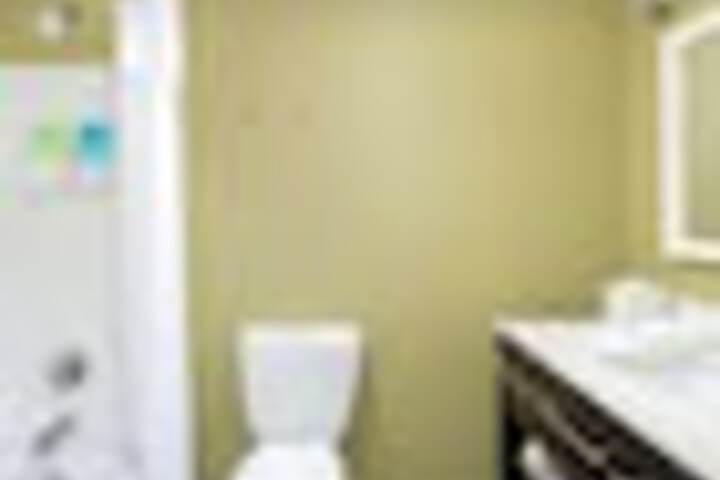 Room 59 of 108