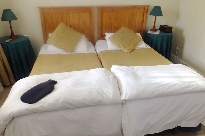 Room 21 of 198