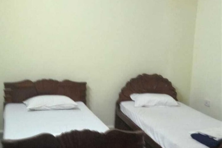Room 5 of 13