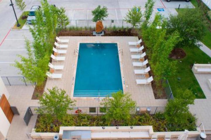 Pool 16 of 35