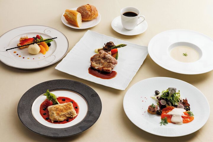 Breakfast/Coffee Service 91 of 162