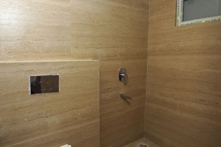 Room 16 of 22