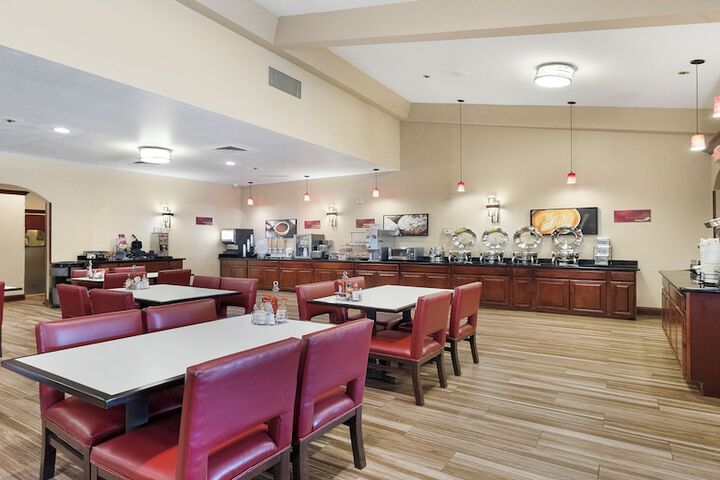 Best western plus heritage inn