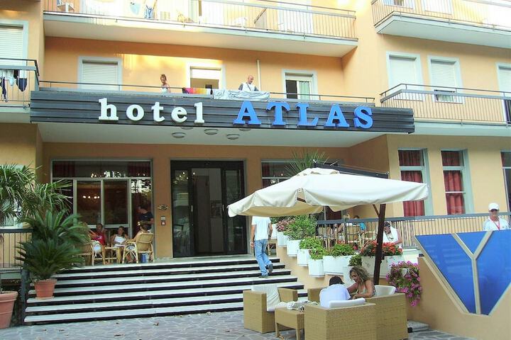 Hotel 35 of 40