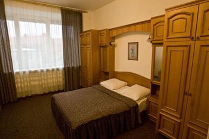 Room 26 of 53