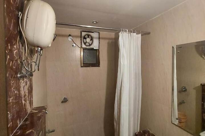 Room 41 of 64
