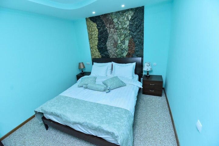 Room 20 of 49